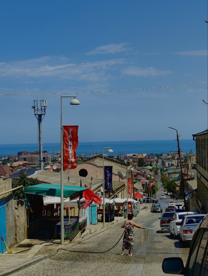Дербент, экраноплан Лунь  